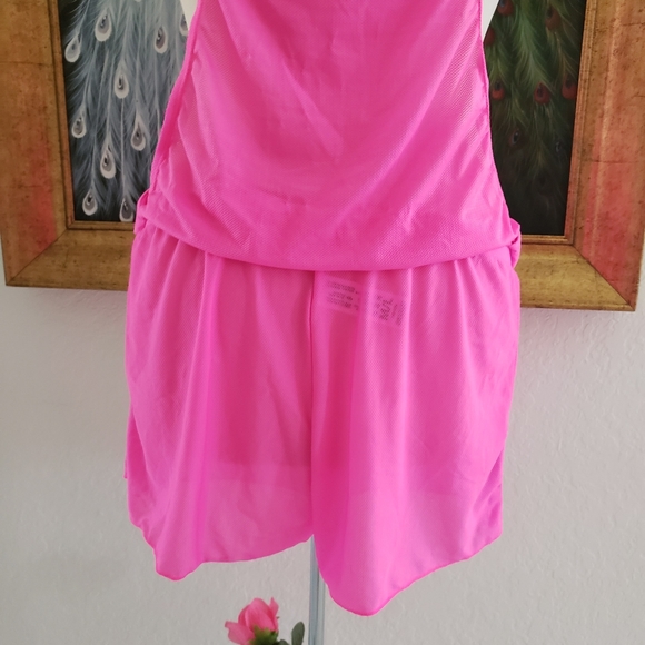 Lateen Style Hot Pink Coverup - Picture 12 of 17